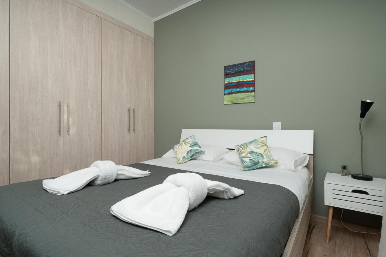 Mtc-Sfs Apartment By The Sea And Airport Pórto Ráfti 外观 照片